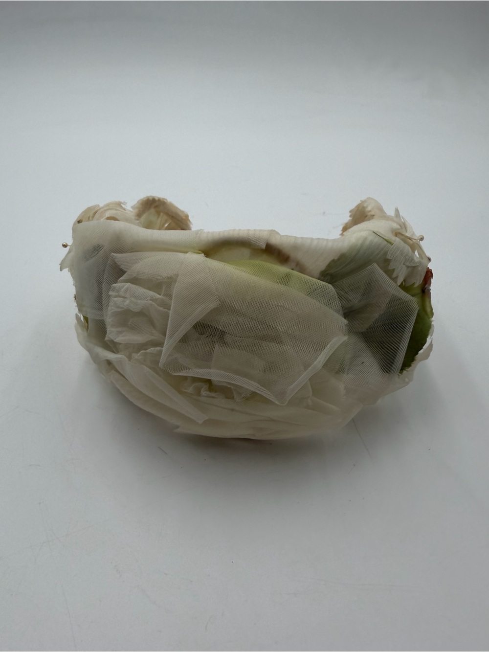 Vintage 1950s 60s Bridal Wedding Headpiece White Floral Juliet Cap Veil Crown